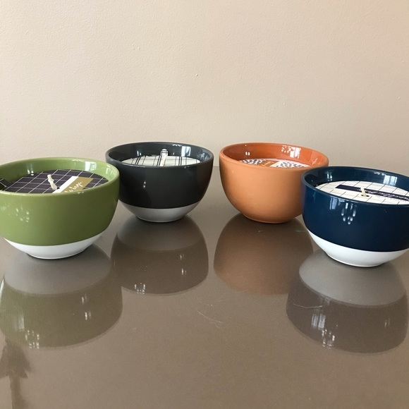 4-Piece Scented Candle Set, NIB - Picture 6 of 7